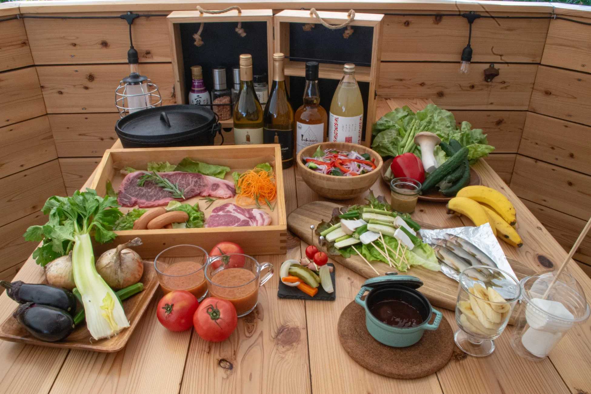 愛犬と夏の思い出を！THE FIVE RIVERS FINE GLAMPING 群馬 白沢で豪華グリルディナー＆特製愛犬ディナーを堪能