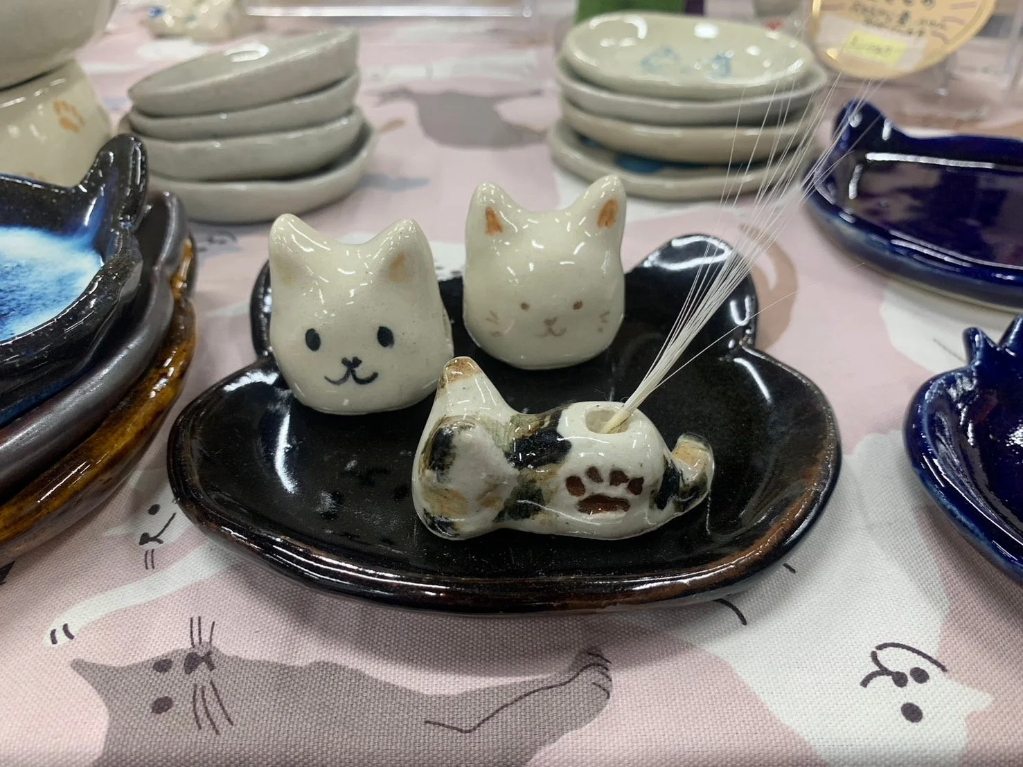 猫の陶器雑貨