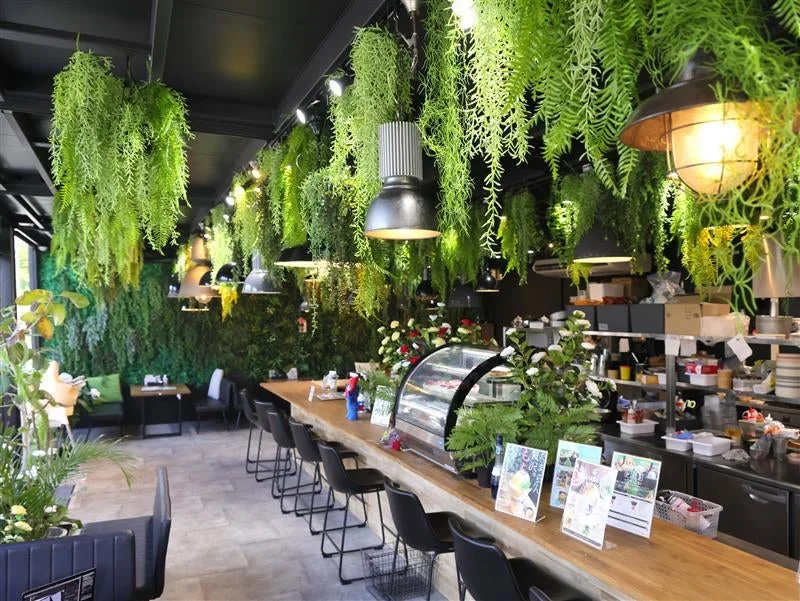 WHATAWON店内