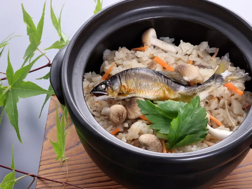 鮎の炊き込みご飯