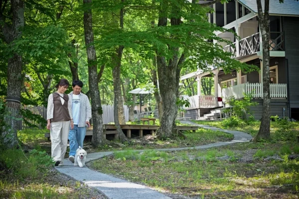 真夏も快適！岐阜・ひるがの高原に愛犬と過ごせる複合施設「KuKuRi terrace ククリテラス」がオープン！